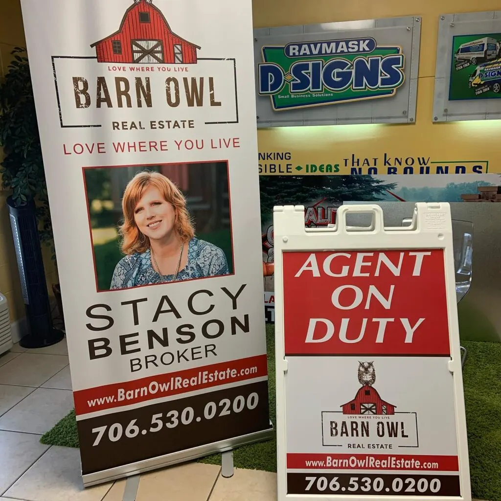 Graduation & Event Yard Signs: Celebrate Big, Get Noticed