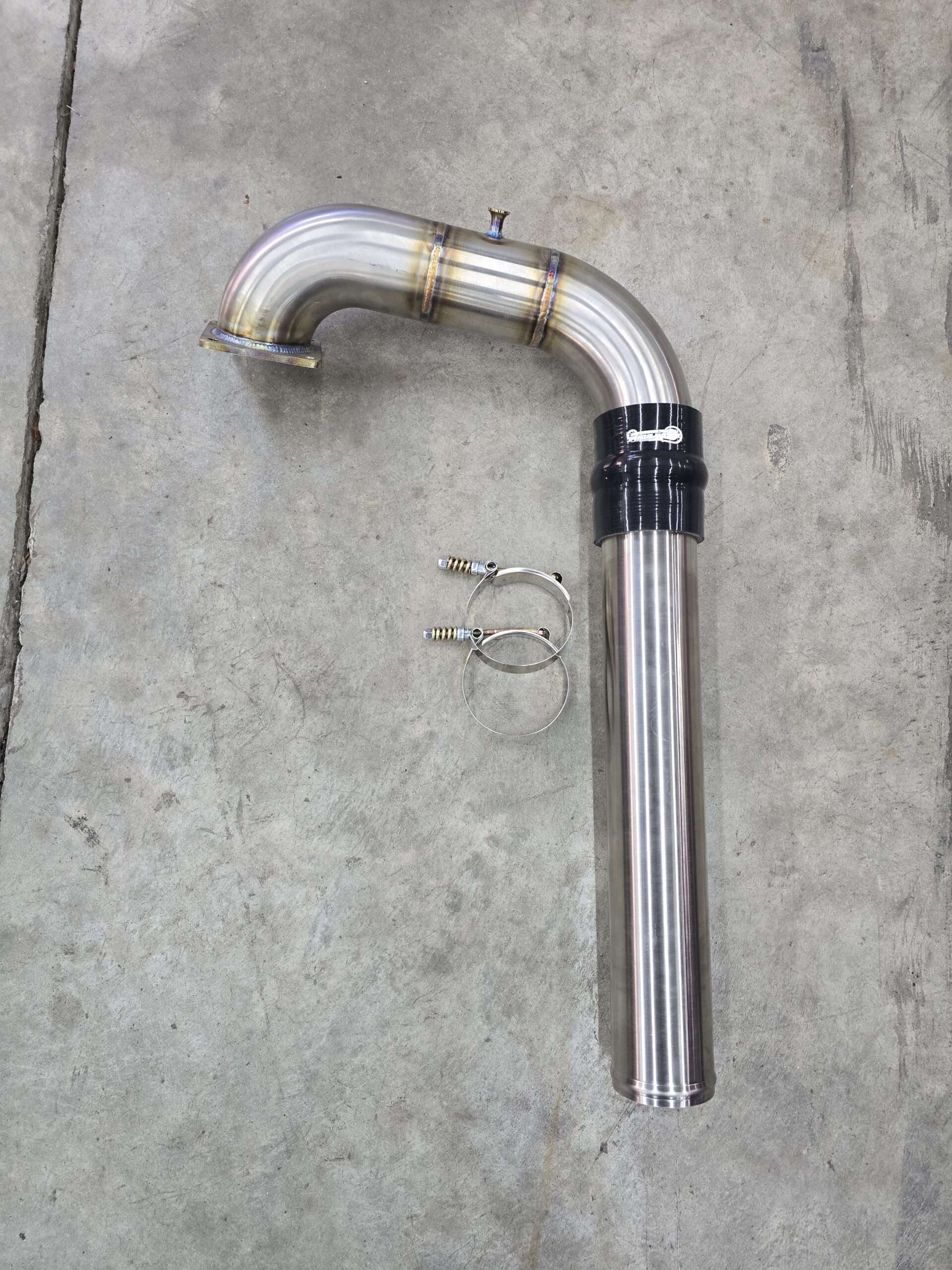 98.5-02 24V Cummins 3" Intake Horn & Charge pipe 4
